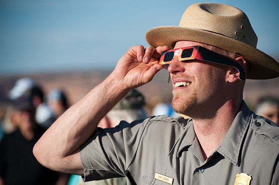 Solar eclipse glasses